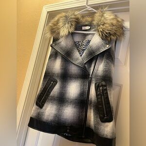 Women's Black and Gray Plaid Vest with Faux Fur Collar